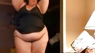 ssbbw dances and strips for you